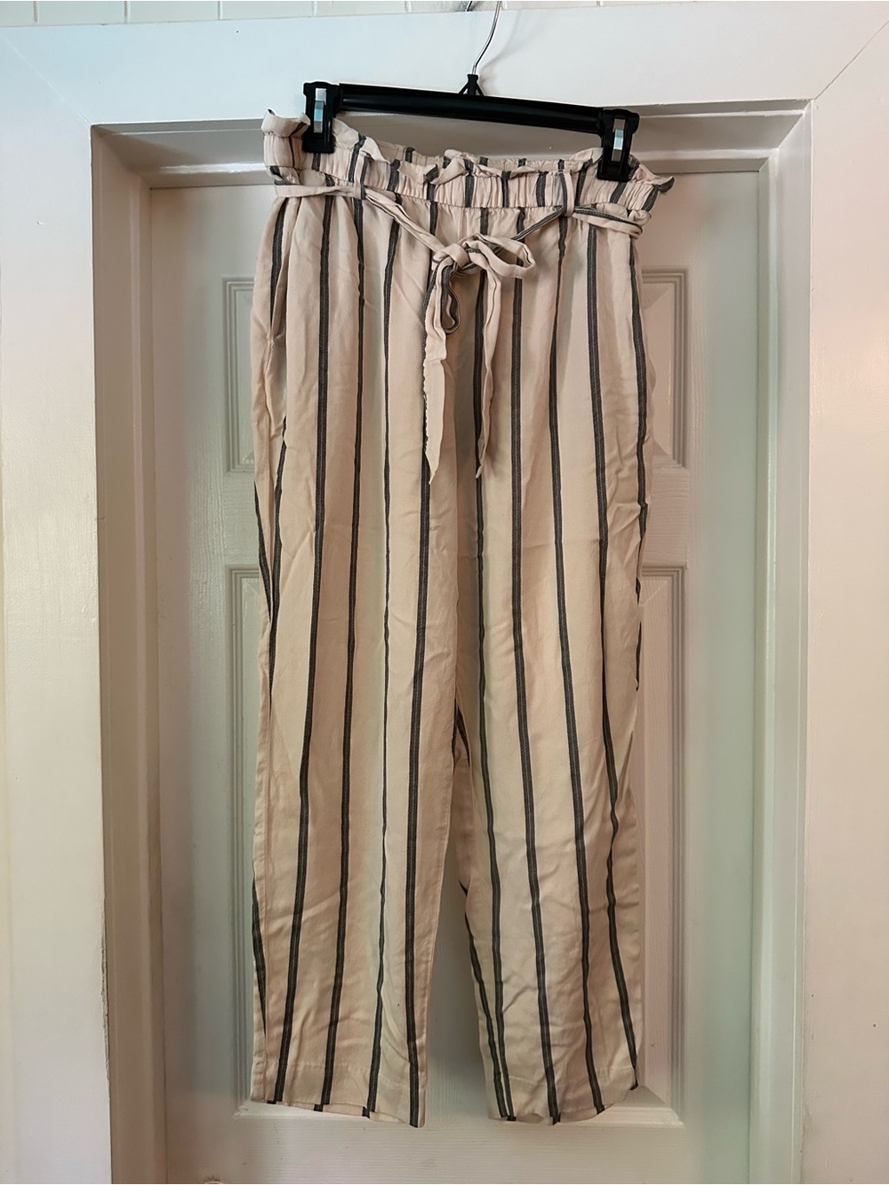 H&M Cream Wide-Leg Paperbag Pants with Black Vertical Stripes